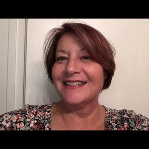 Meet your Posher, Connie